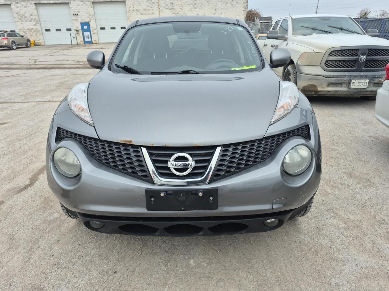 2011 Nissan Juke  - Photo #2