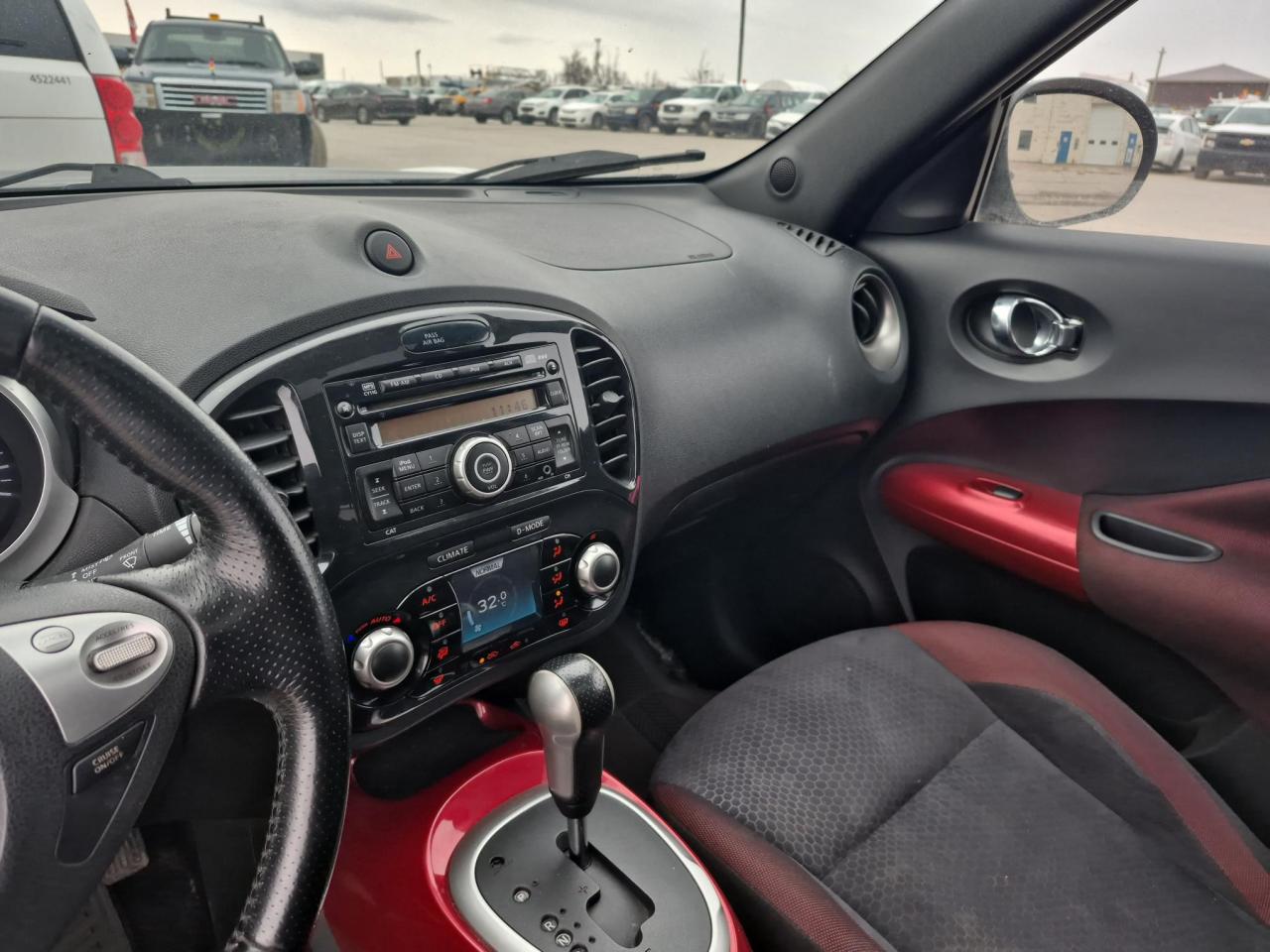 2011 Nissan Juke  - Photo #10