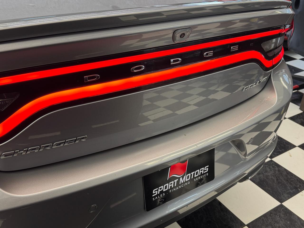 2017 Dodge Charger SXT+ApplePlay+Sunroof+Camera+Heated Seats - Photo #63