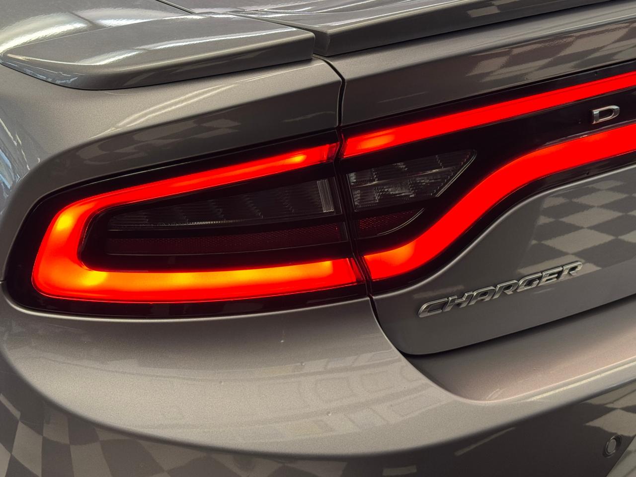 2017 Dodge Charger SXT+ApplePlay+Sunroof+Camera+Heated Seats - Photo #62