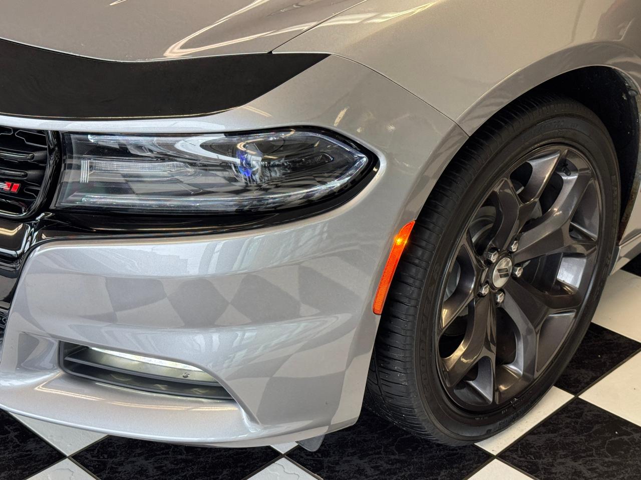 2017 Dodge Charger SXT+ApplePlay+Sunroof+Camera+Heated Seats - Photo #41