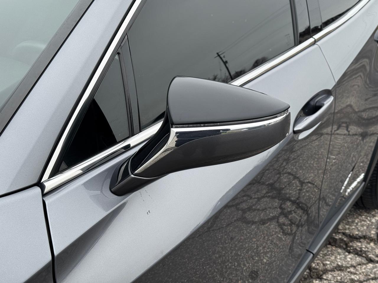 2020 Lexus UX UX 250H **ONE OWNER**HYBRID** - Photo #12