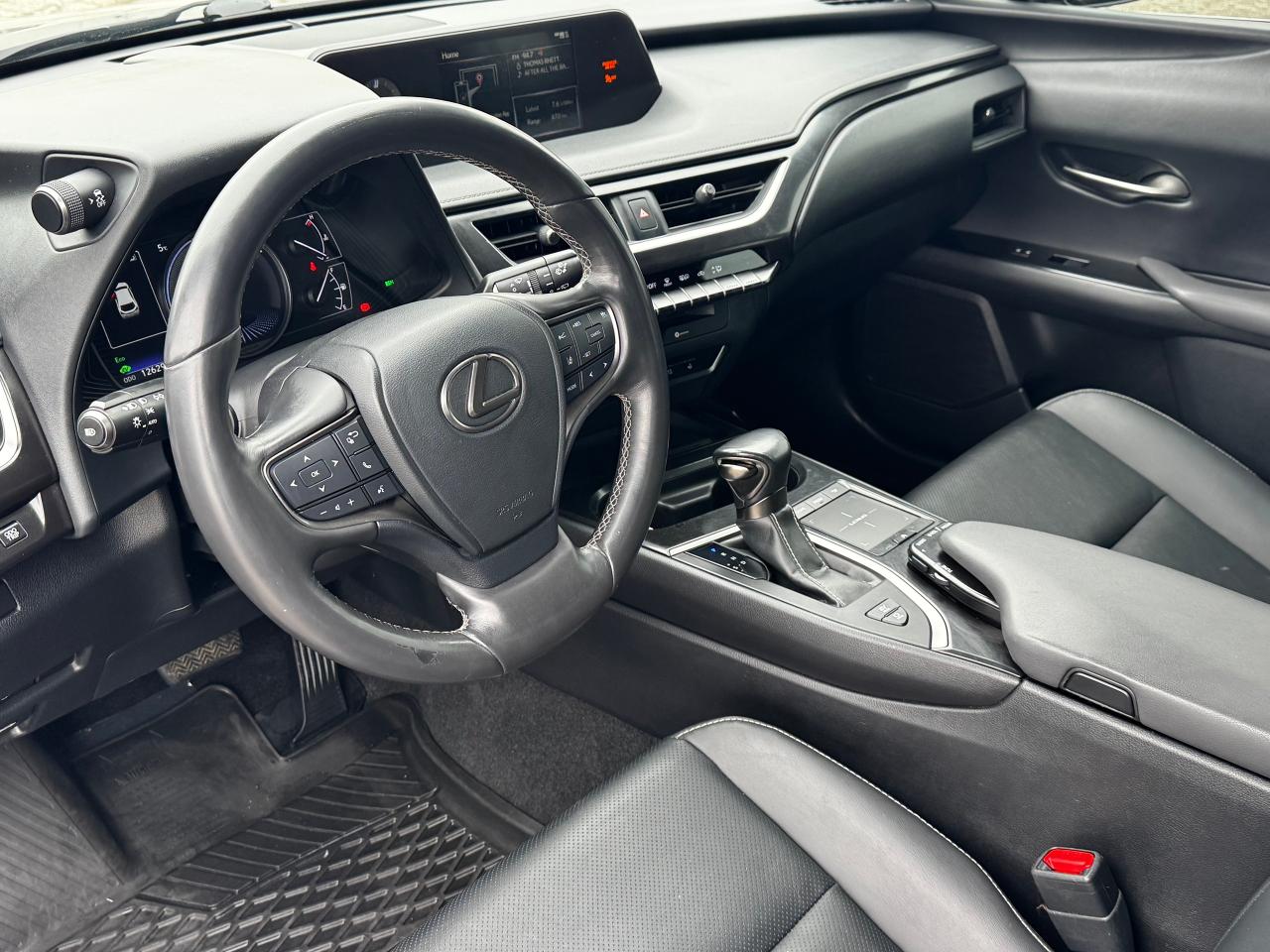2020 Lexus UX UX 250H **ONE OWNER**HYBRID** - Photo #20