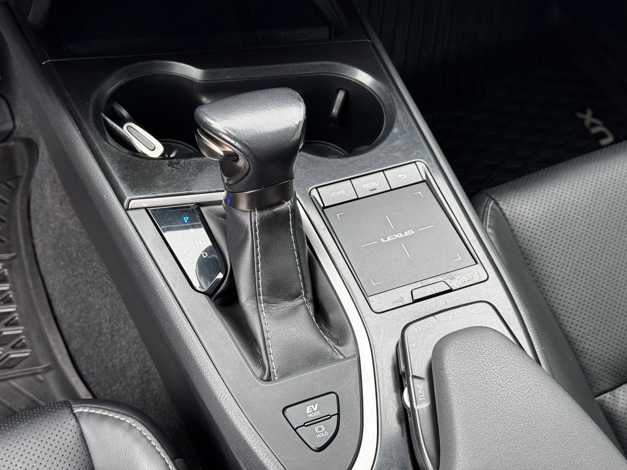 2020 Lexus UX UX 250H **ONE OWNER**HYBRID** - Photo #26