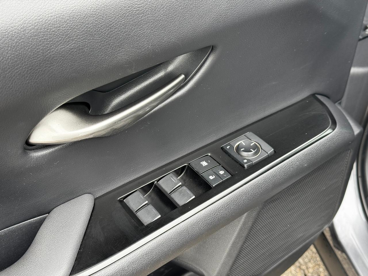 2020 Lexus UX UX 250H **ONE OWNER**HYBRID** - Photo #27