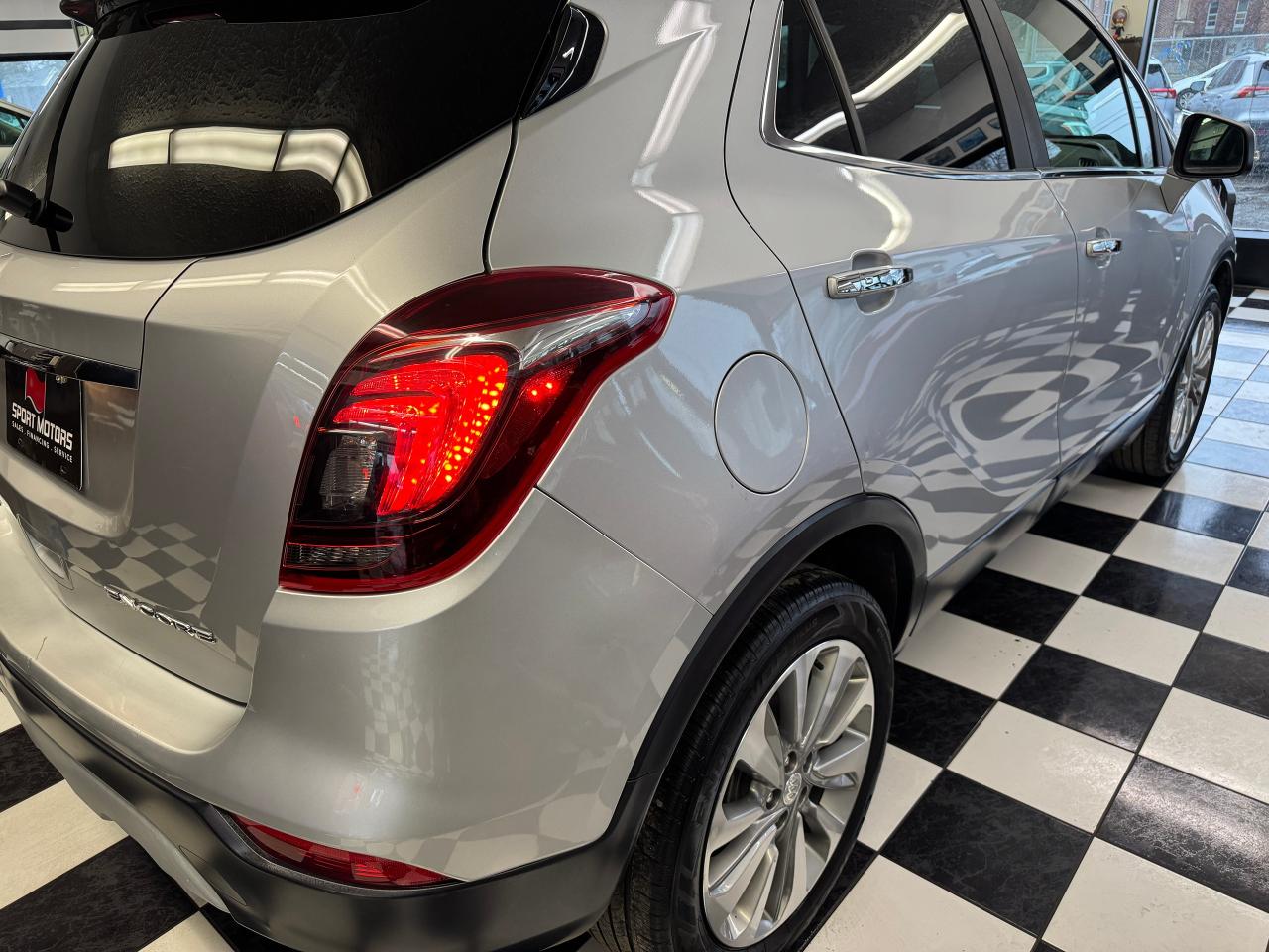 2017 Buick Encore Preferred+ApplePlay+Camera+A/C+CLEAN CARFAX - Photo #37