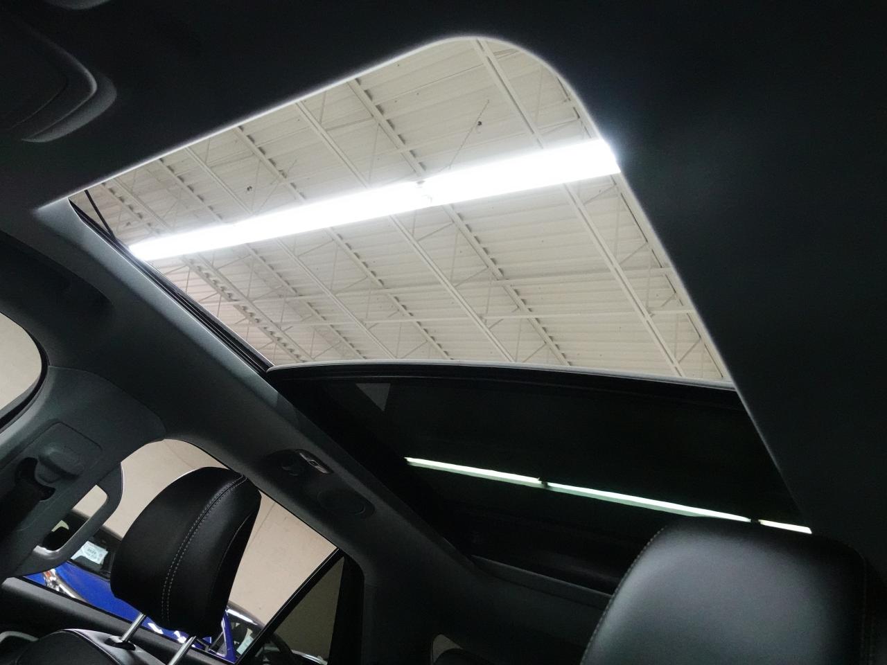 2023 Ford Explorer XLT | 4WD | Nav | Leather | Sunroof | CarPlay