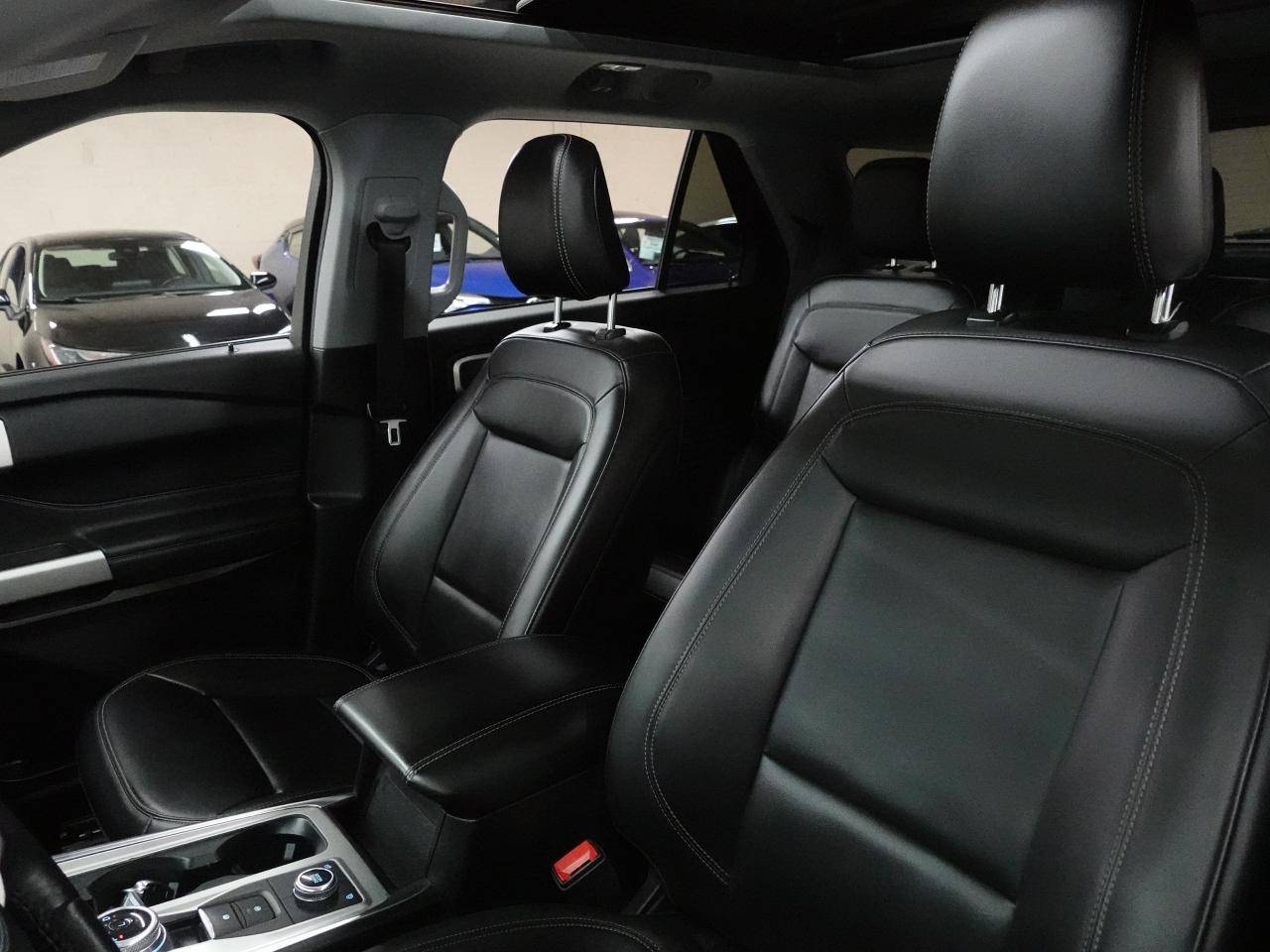 2023 Ford Explorer XLT | 4WD | Nav | Leather | Sunroof | CarPlay