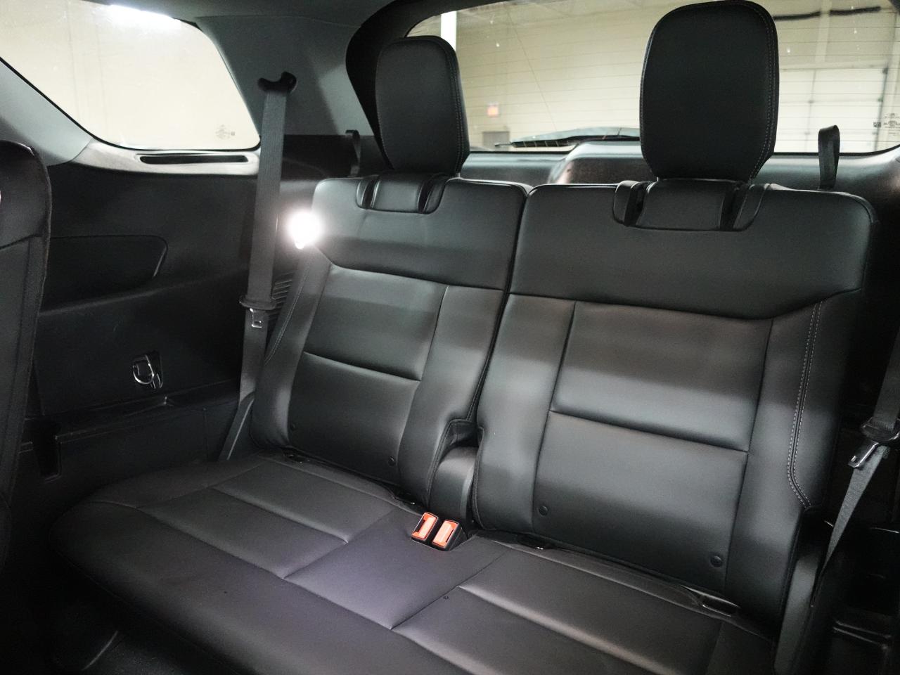 2023 Ford Explorer XLT | 4WD | Nav | Leather | Sunroof | CarPlay