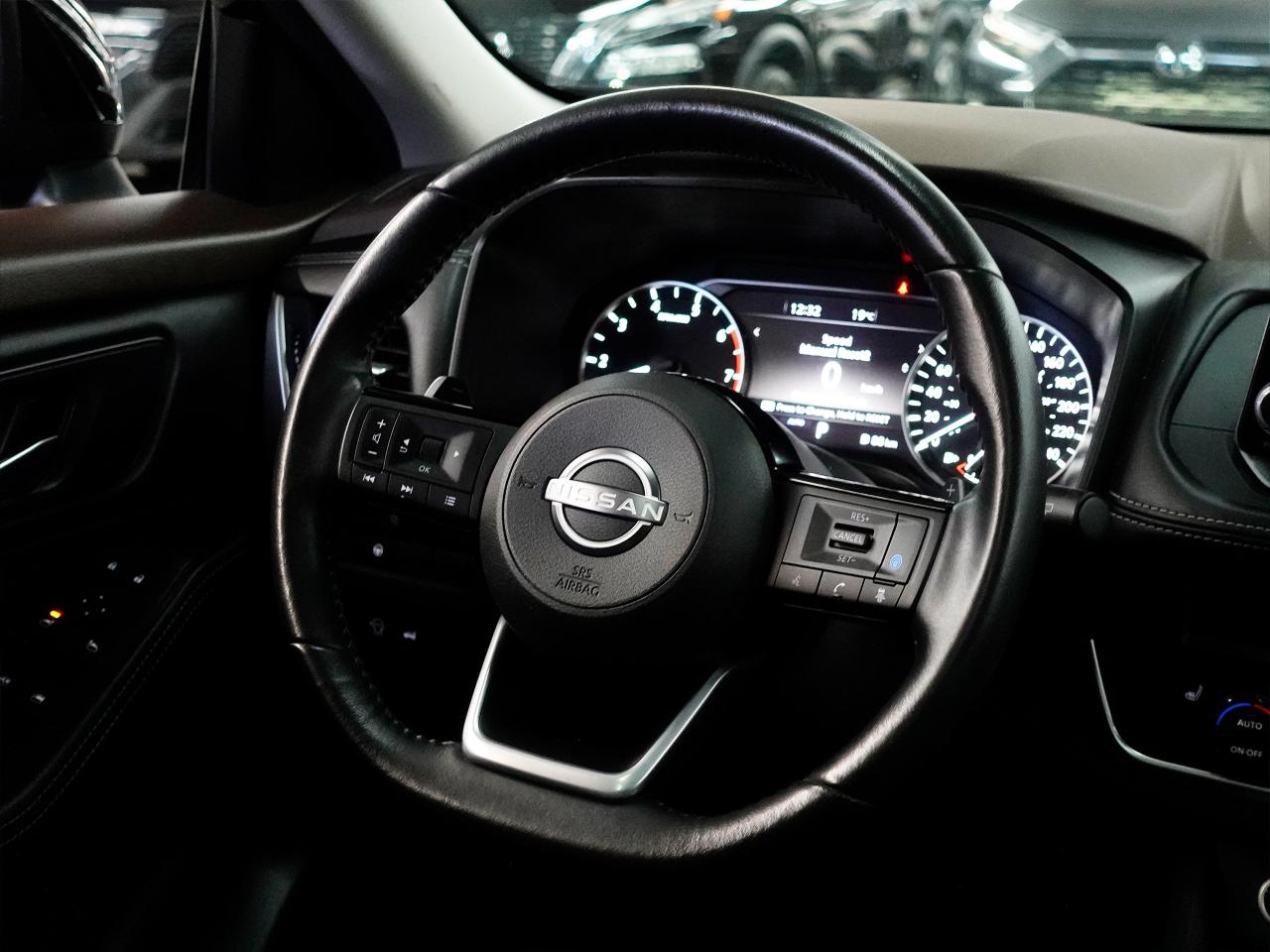 2023 Nissan Rogue SV MIDNIGHT | AWD | Sunroof | Leather | CarPlay