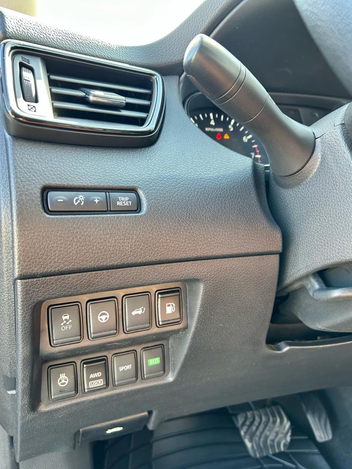 2020 Nissan Rogue AWD S - Photo #14