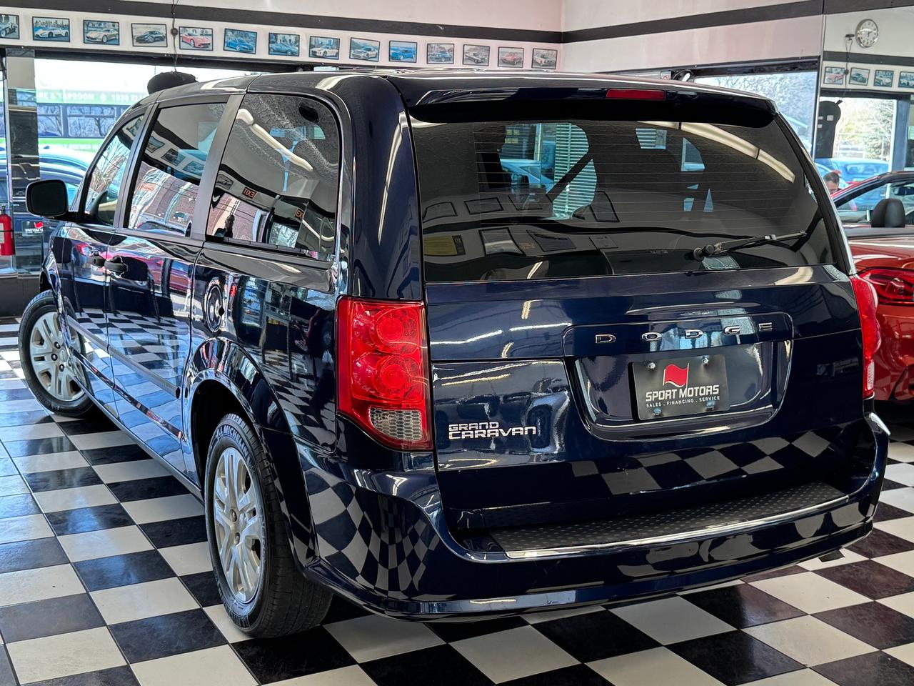 2017 Dodge Grand Caravan Canada Value PKG+A/C+CLEAN CARFAX+ACCIDENT FREE Photo