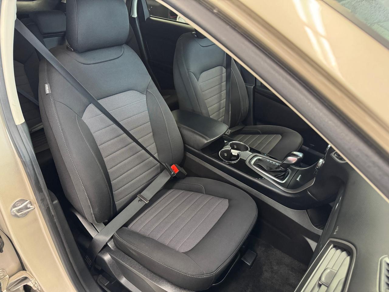 2018 Ford Edge SE AWD+New Tires+Rims+Alloys+Camera+CLEAN CARFAX Photo