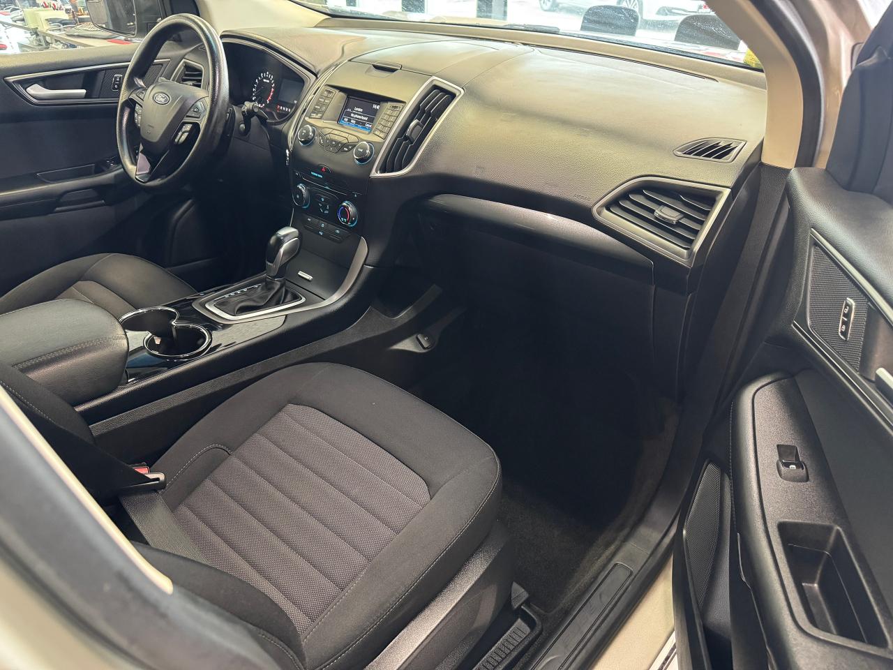2018 Ford Edge SE AWD+New Tires+Rims+Alloys+Camera+CLEAN CARFAX Photo