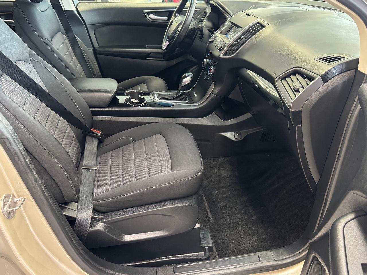 2018 Ford Edge SE AWD+New Tires+Rims+Alloys+Camera+CLEAN CARFAX Photo