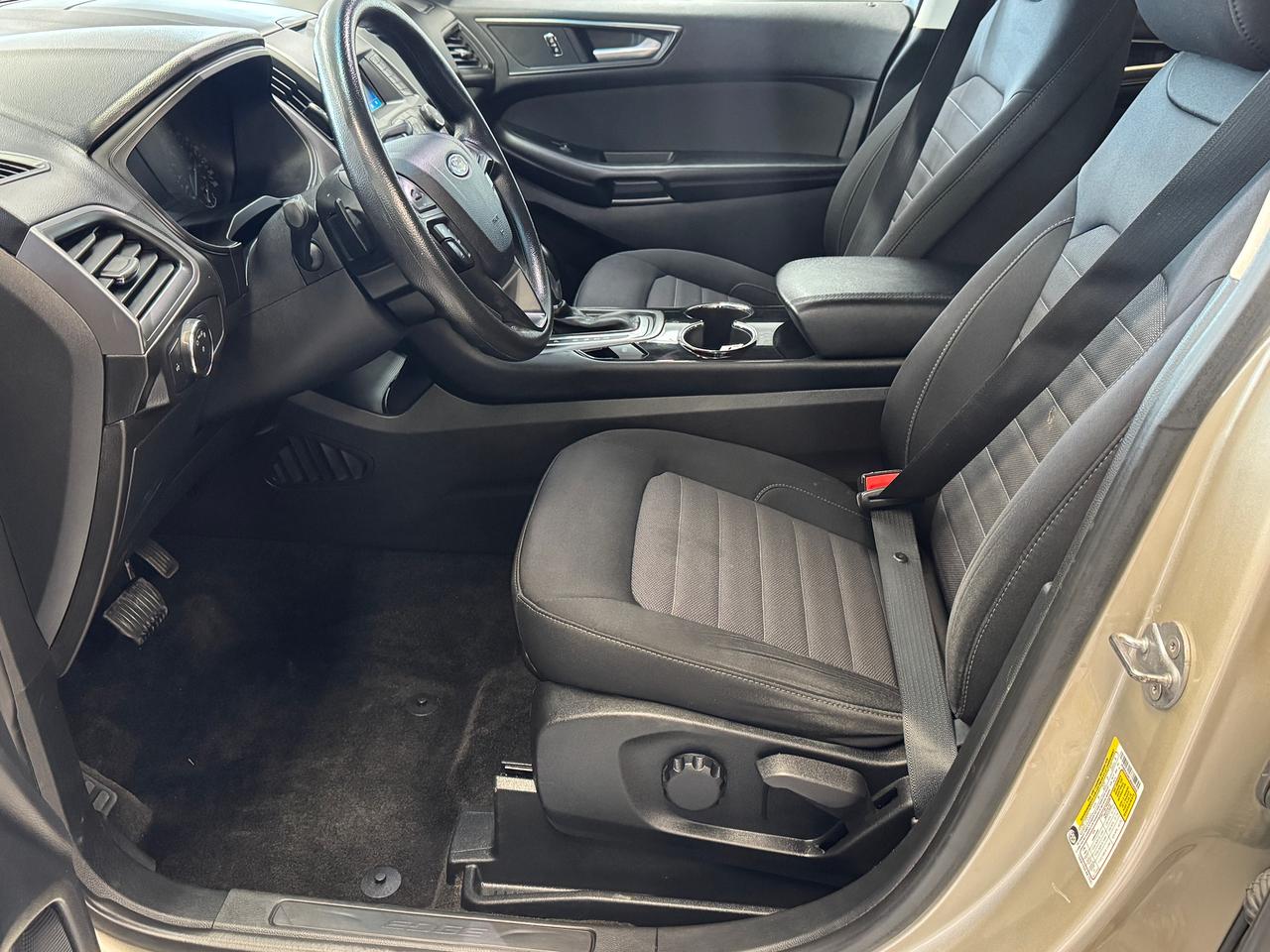 2018 Ford Edge SE AWD+New Tires+Rims+Alloys+Camera+CLEAN CARFAX Photo