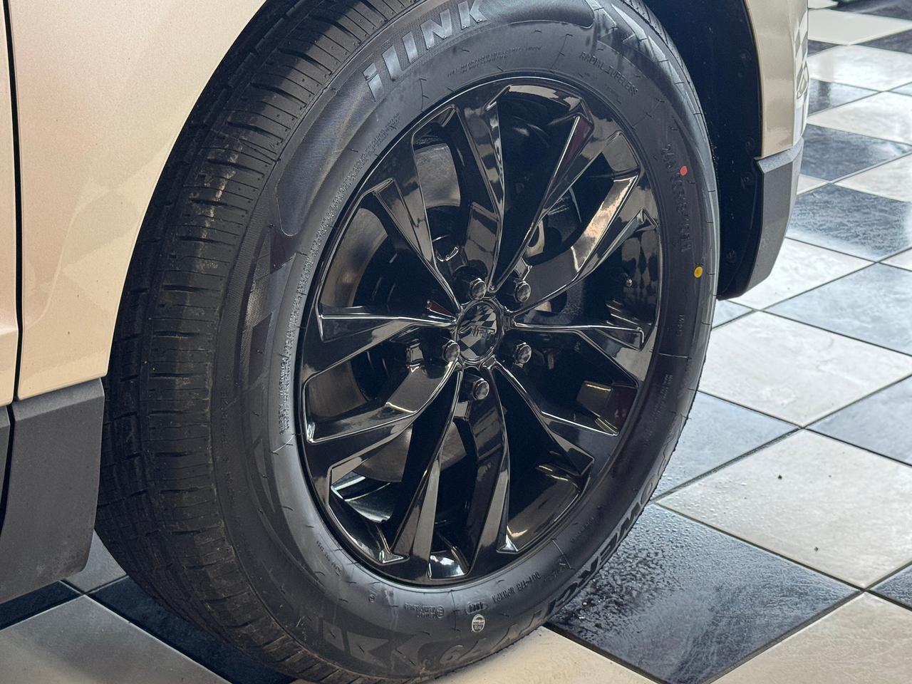 2018 Ford Edge SE AWD+New Tires+Rims+Alloys+Camera+CLEAN CARFAX Photo