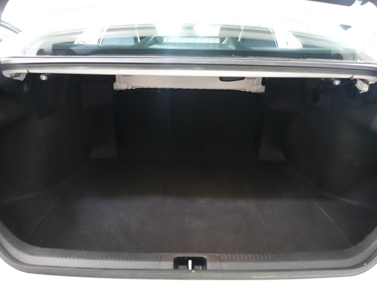 2023 Toyota Camry SE | Leather | LaneDep | Heated Seats | CarPlay Photo