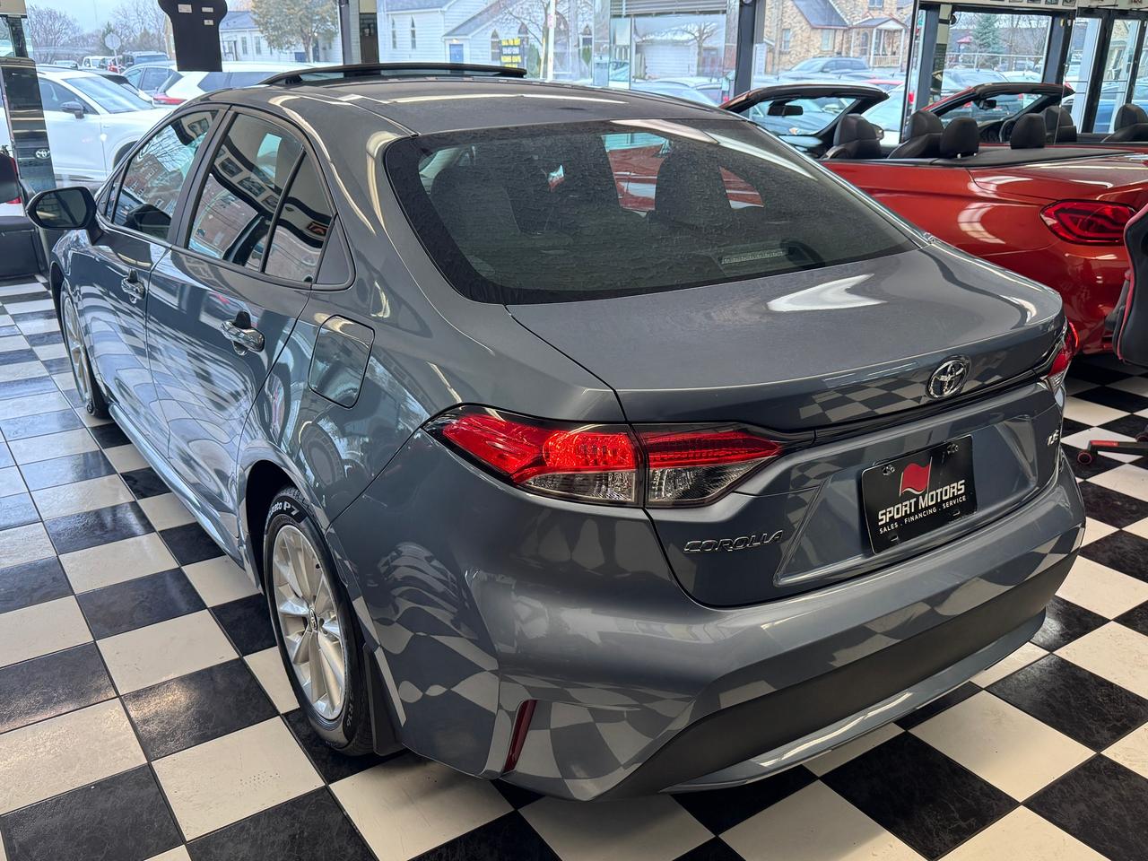 2020 Toyota Corolla LE Upgrade+New Tires+Brakes+One Owner+CLEAN CARFAX Photo