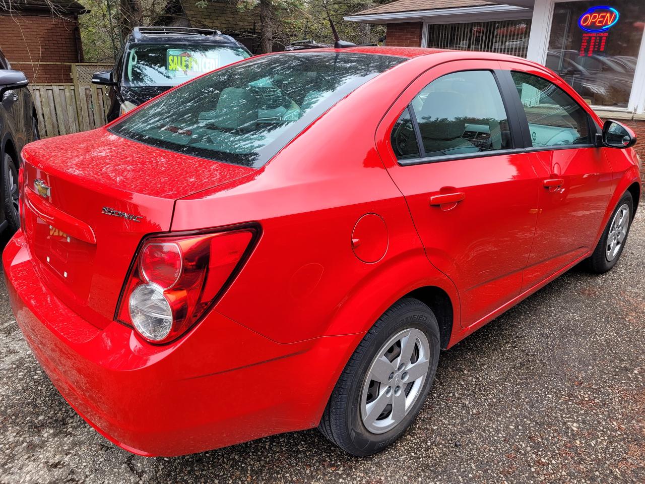 2012 Chevrolet Sonic 4dr Sdn LS Clean CarFax Financing Avail Trades OK! Photo4
