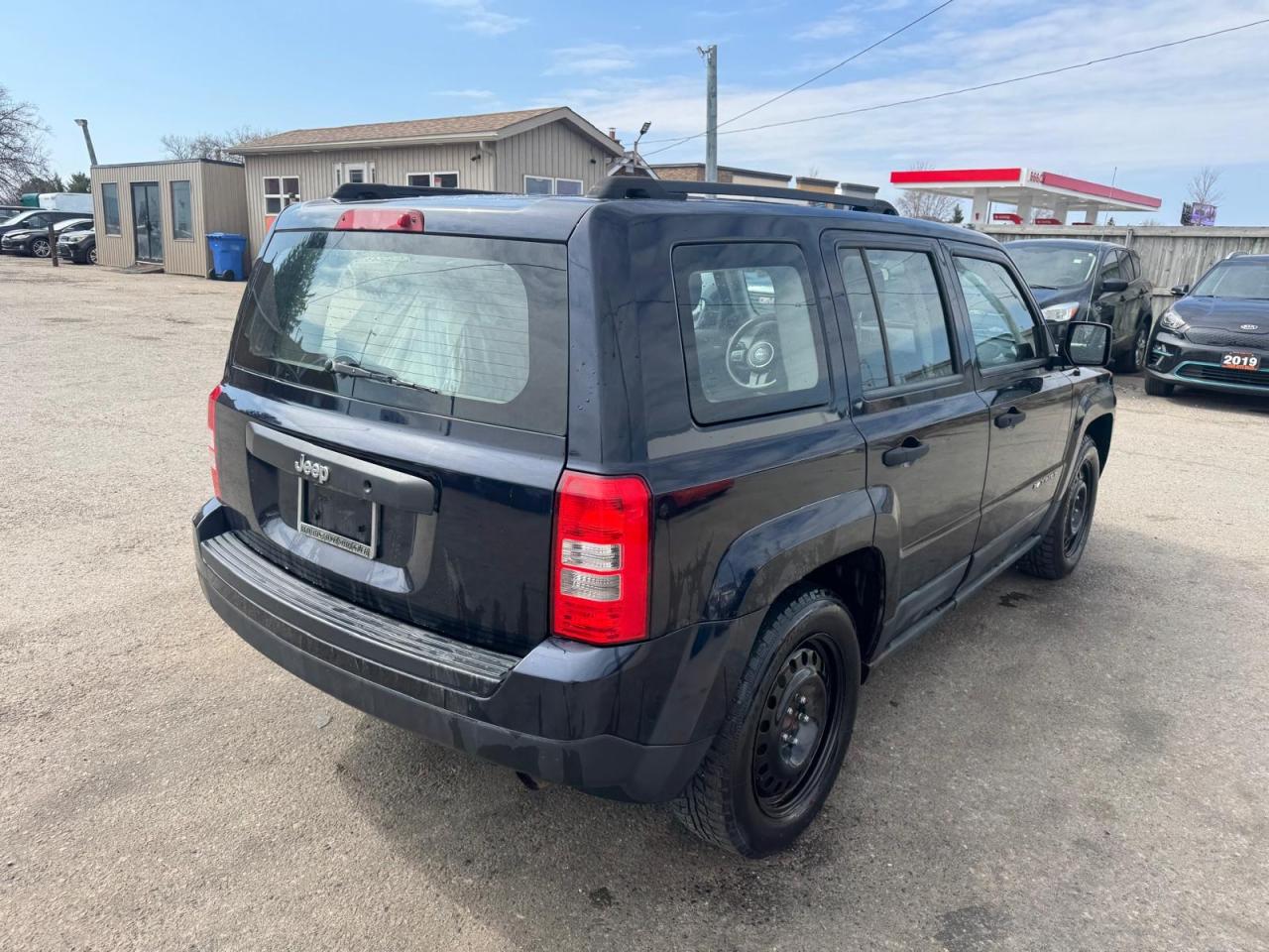 2011 Jeep Patriot AS IS, Sport, AUTO, ONE OWNER, NO ACCIDENT - Photo #5