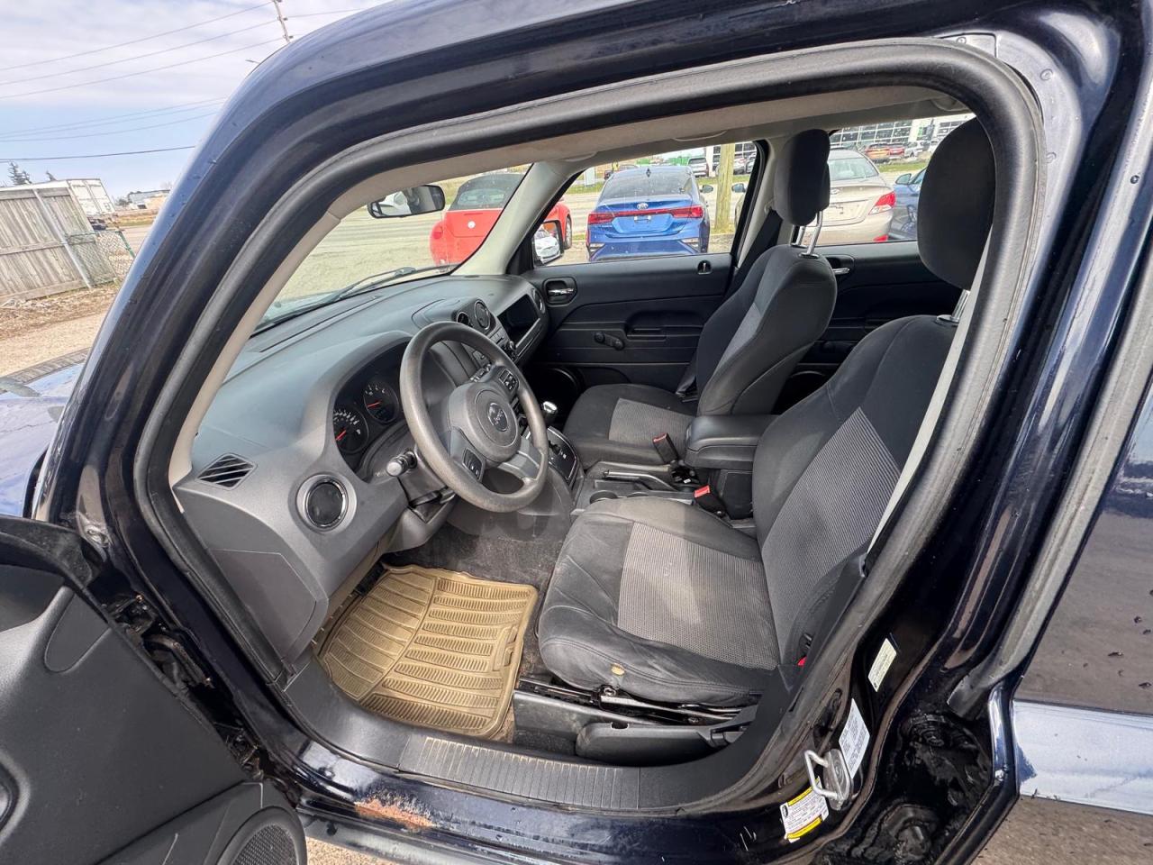 2011 Jeep Patriot AS IS, Sport, AUTO, ONE OWNER, NO ACCIDENT - Photo #11