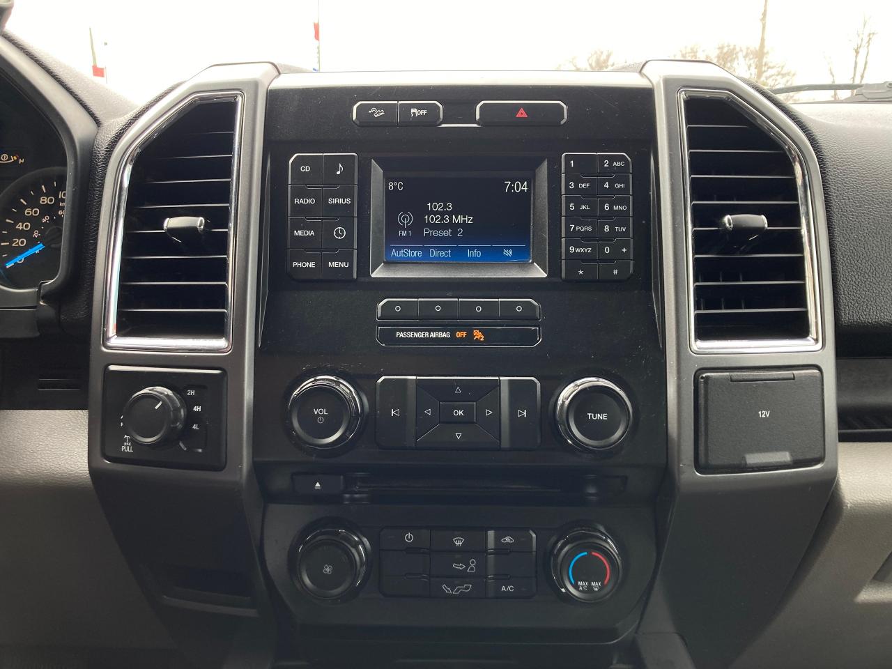 2015 Ford F-150 4WD SUPERCAB 145" XLT - Photo #13
