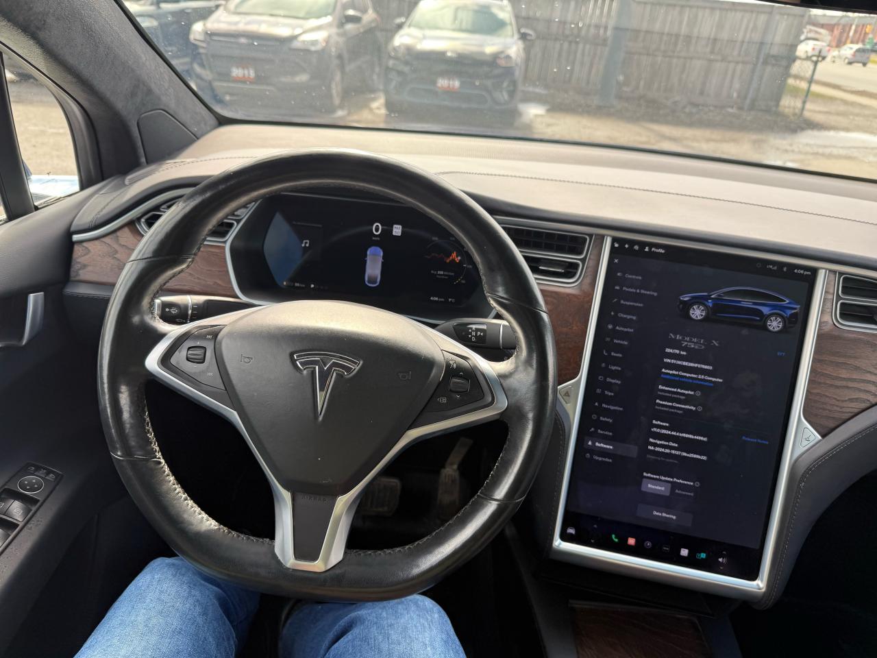 2017 Tesla Model X 75D, ONE OWNER, PREMIUM SOUND, WARRANTY, 6 PASS - Photo #11