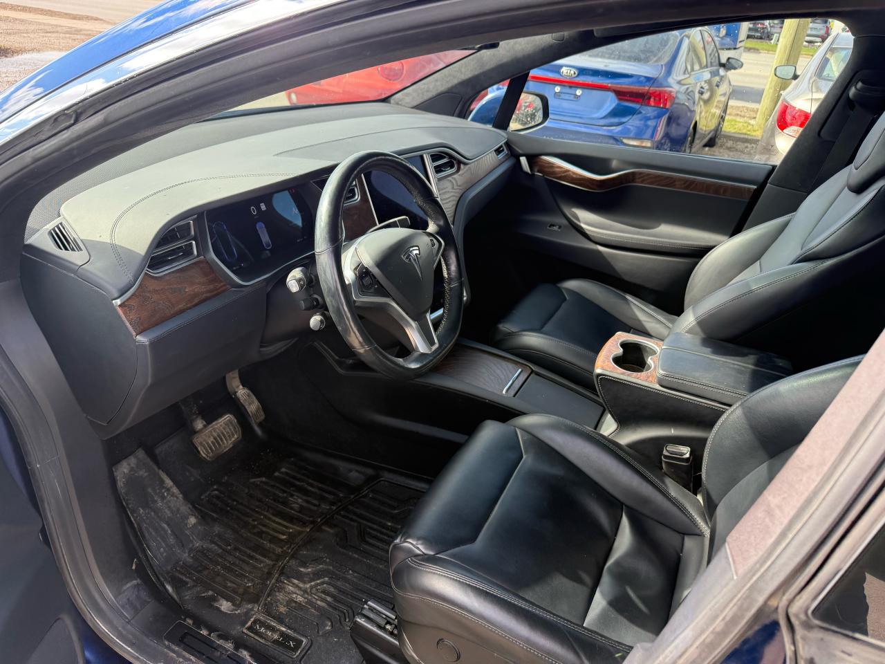 2017 Tesla Model X 75D, ONE OWNER, PREMIUM SOUND, WARRANTY, 6 PASS - Photo #14