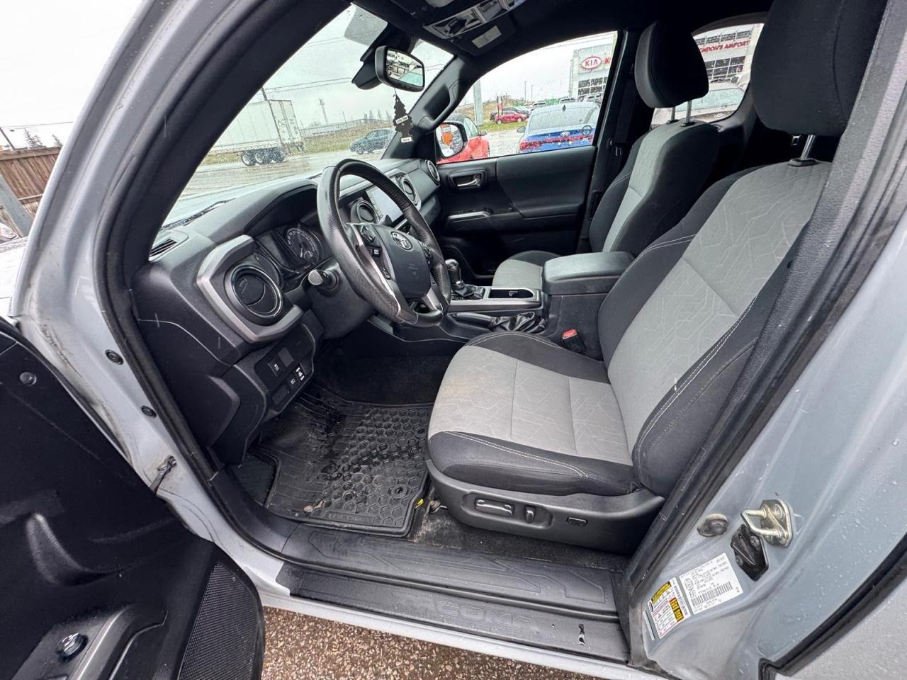2020 Toyota Tacoma TRD 4X4 OFF ROAD, ONLY 128KM, NO ACCIDENT, 1 OWNER - Photo #15