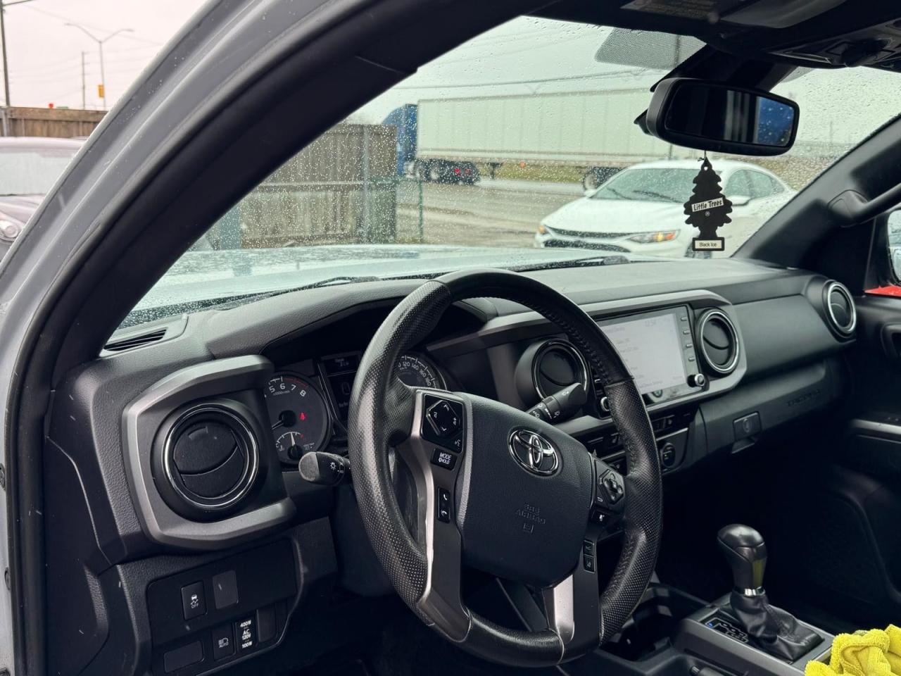 2020 Toyota Tacoma TRD 4X4 OFF ROAD, ONLY 128KM, NO ACCIDENT, 1 OWNER - Photo #16