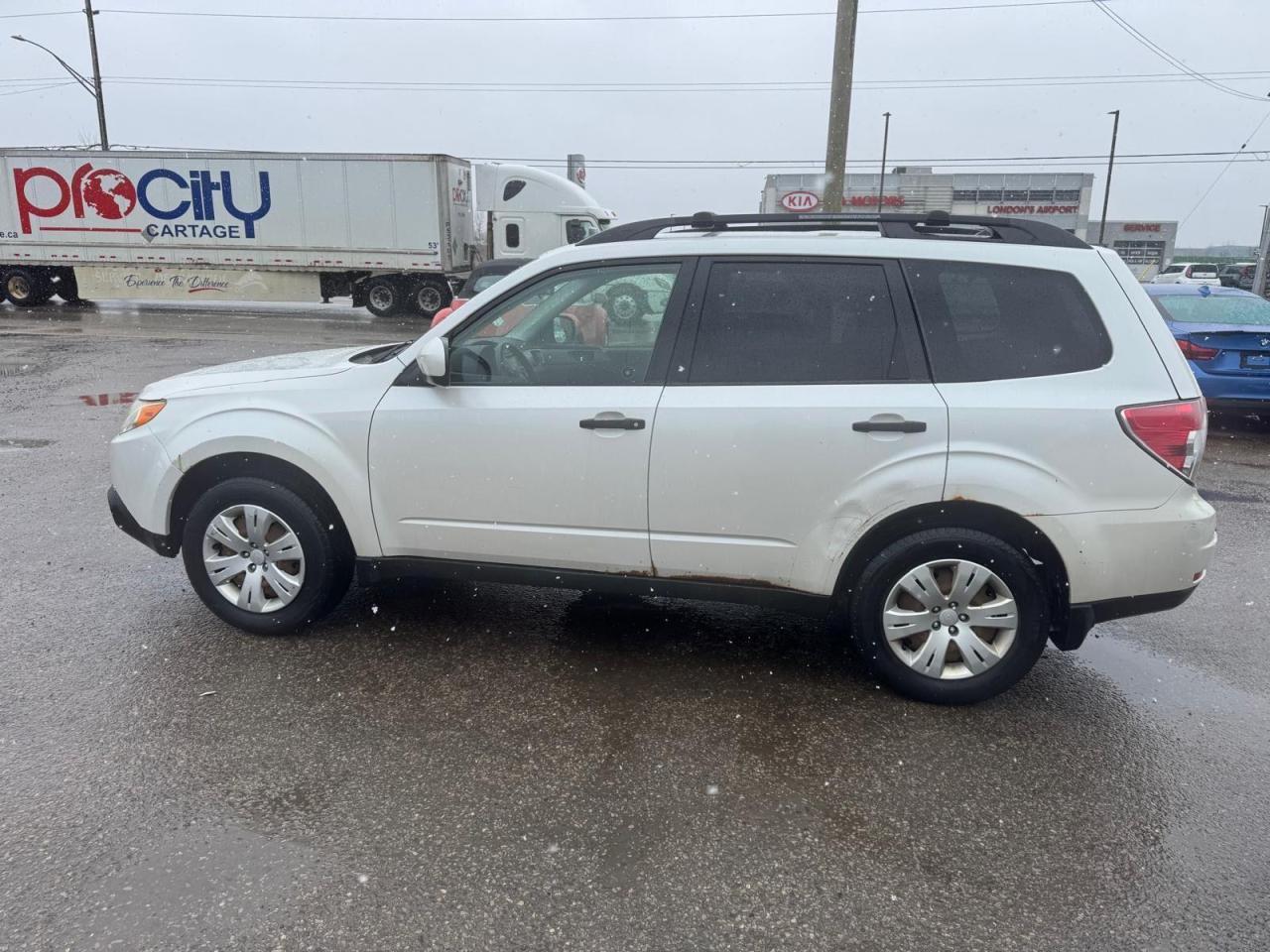 2010 Subaru Forester AS IS, X SPORT, AWD, 4 CYLINDER, DRIVES GREAT - Photo #2