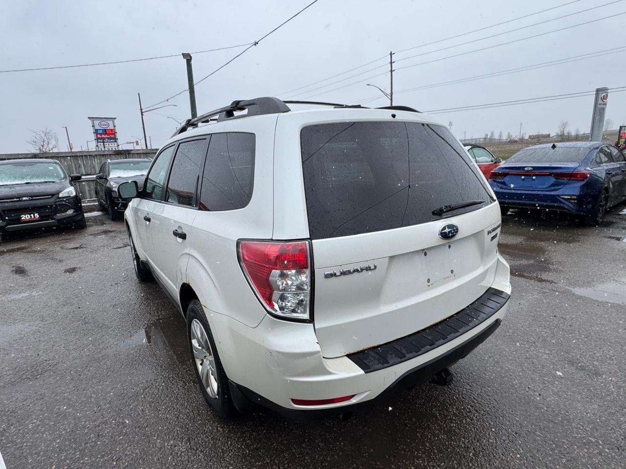 2010 Subaru Forester AS IS, X SPORT, AWD, 4 CYLINDER, DRIVES GREAT - Photo #3