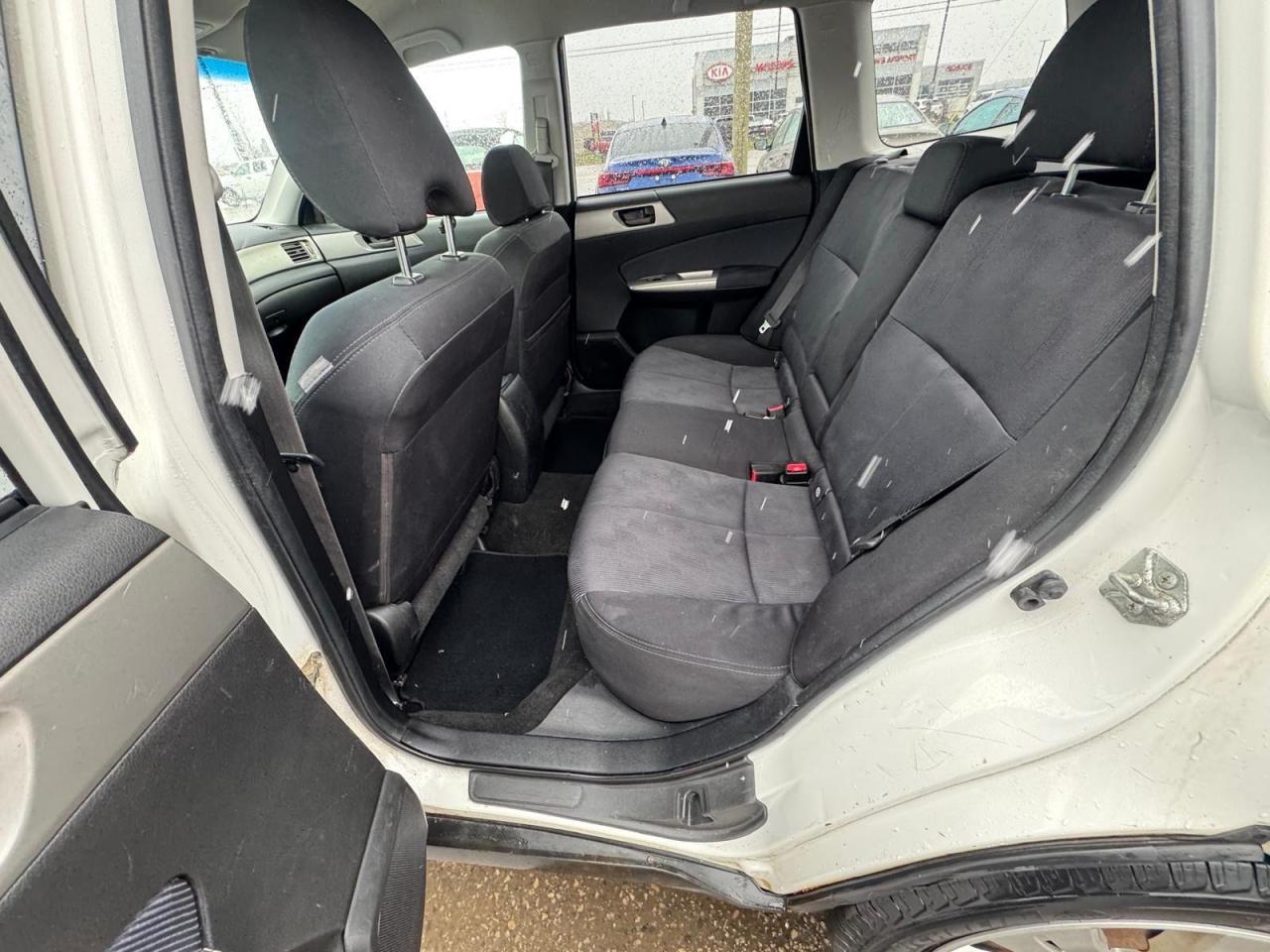 2010 Subaru Forester AS IS, X SPORT, AWD, 4 CYLINDER, DRIVES GREAT - Photo #11