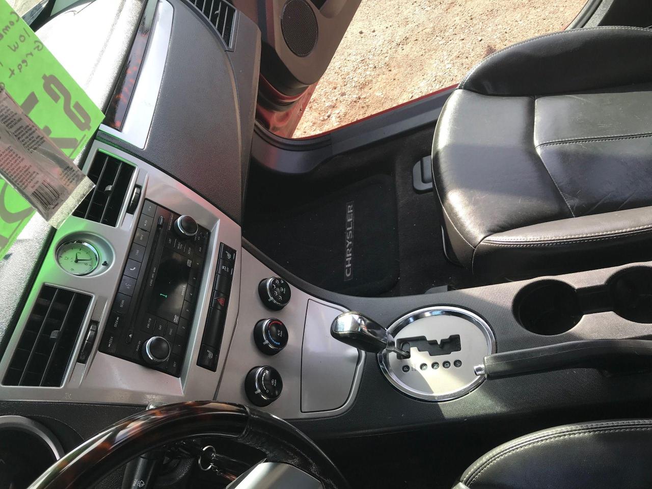 2010 Chrysler Sebring Limited  - Photo #17
