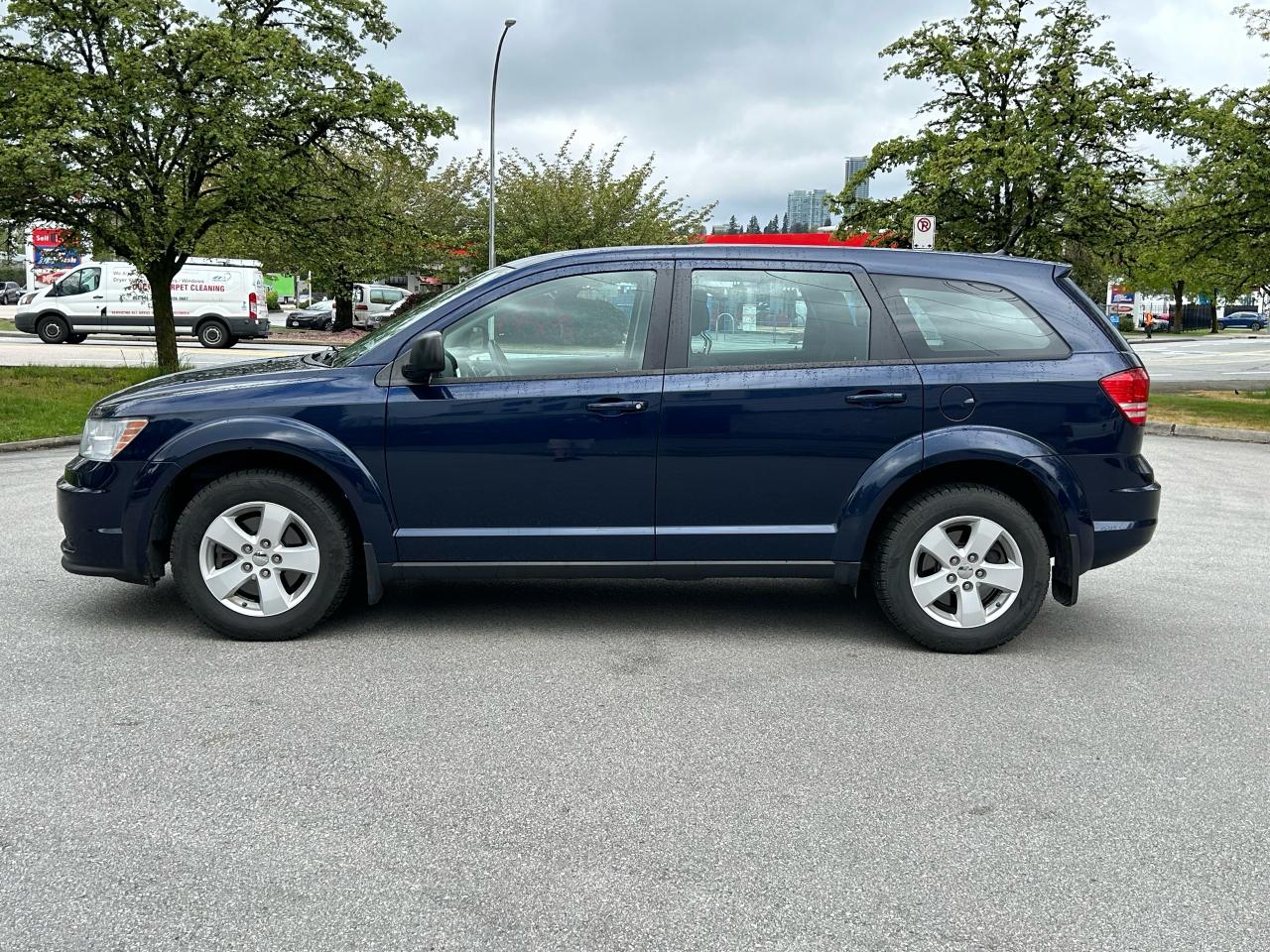 2017 Dodge Journey Canada Value Pkg - Photo #2
