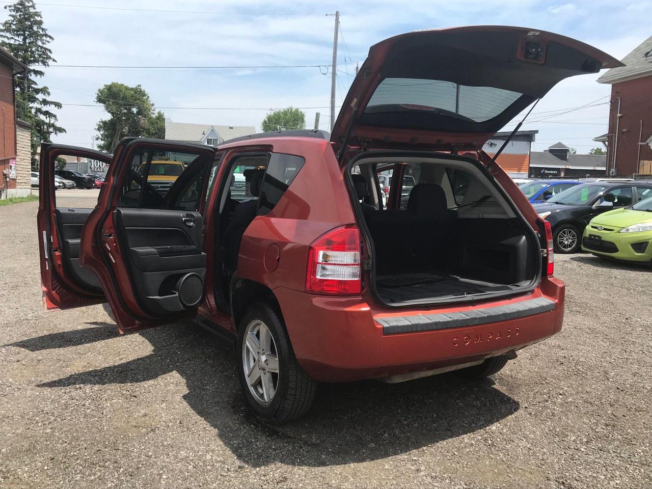 2010 Jeep Compass Nothedition - Photo #2
