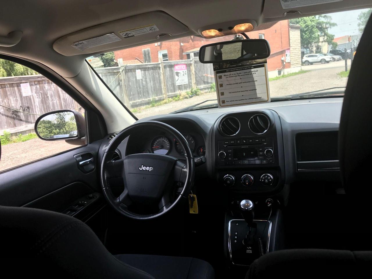 2010 Jeep Compass Nothedition - Photo #9
