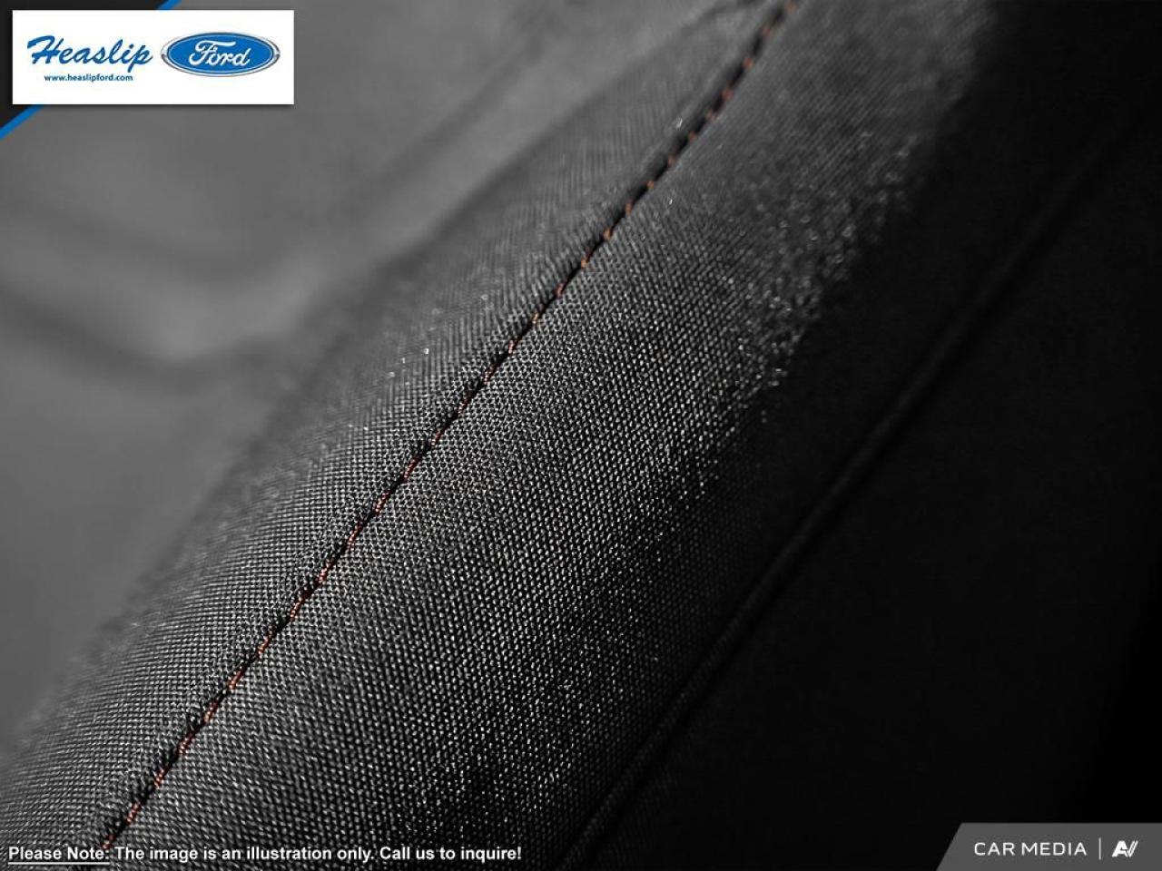 2025 Ford Explorer ACTIVE Photo5