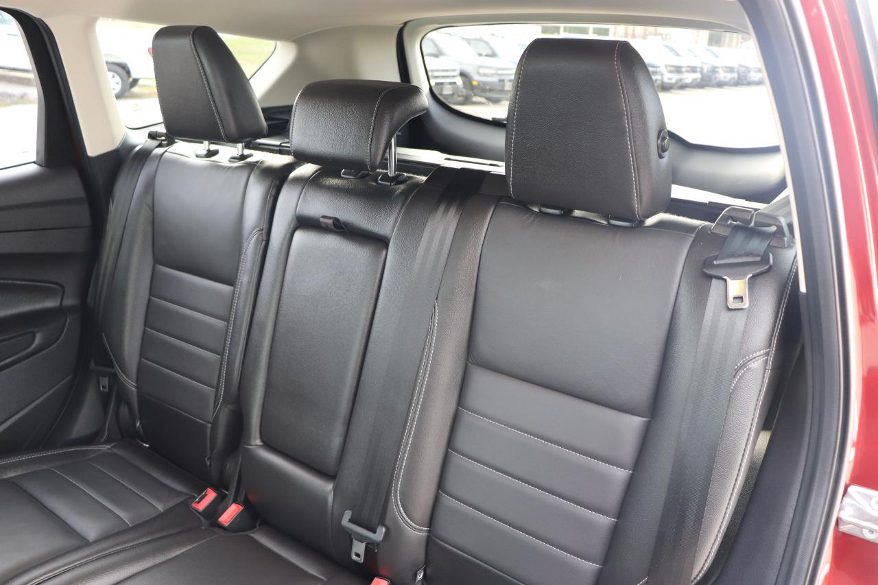 2016 Ford Escape TITANIUM 4WD 4dr Photo5