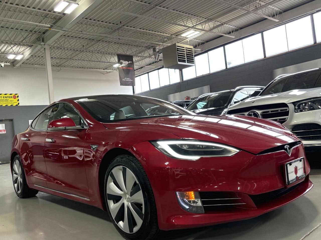 2020 Tesla Model S Long Range Plus|AWD|NAV|WOOD|AUTOPILOT|AIRSUSP|+++ - Photo #2
