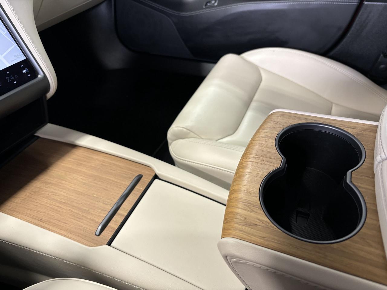 2020 Tesla Model S Long Range Plus|AWD|NAV|WOOD|AUTOPILOT|AIRSUSP|+++ - Photo #17