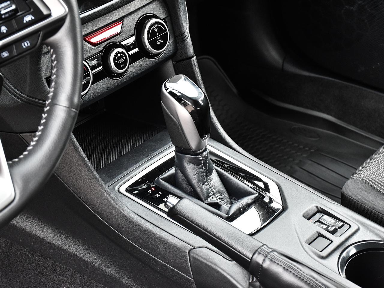 2023 Subaru Impreza Touring w/ EyeSight Pkg * - Photo #10