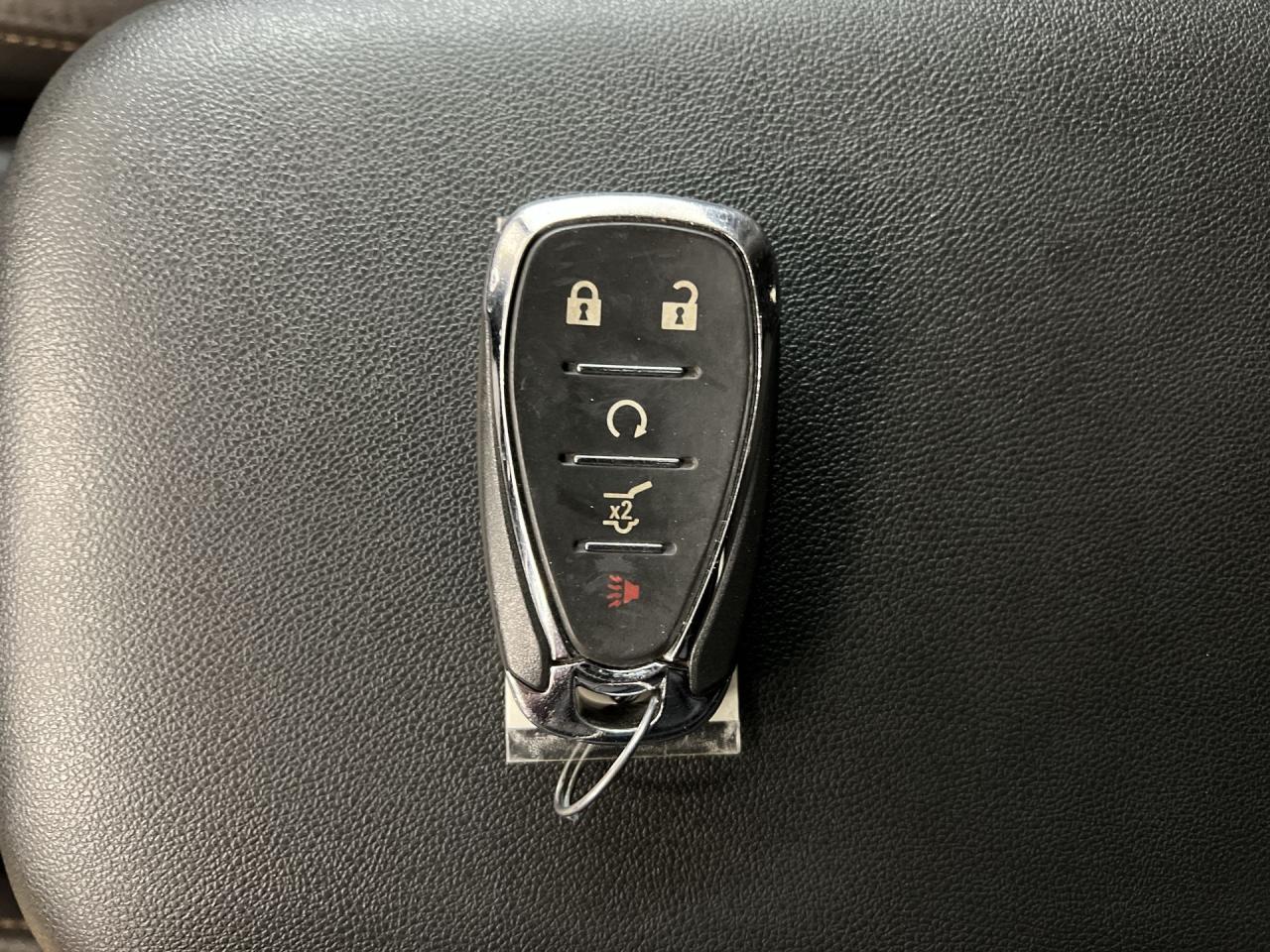 2021 Chevrolet Equinox LT SPORT AWD | LOW KMS! | HTD SEATS | CARPLAY Photo