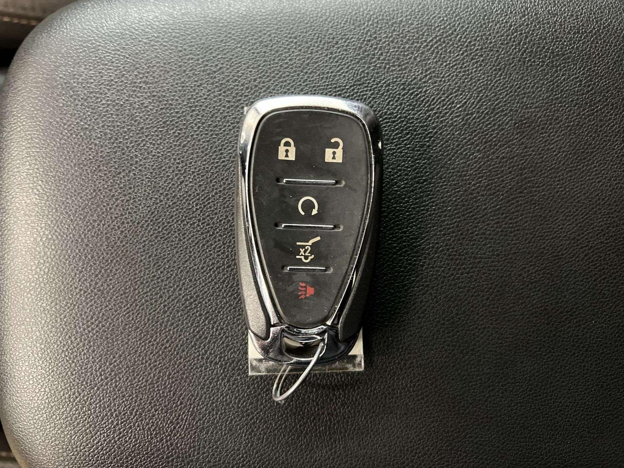 2021 Chevrolet Equinox LT SPORT AWD | LOW KMS! | HTD SEATS | CARPLAY Photo