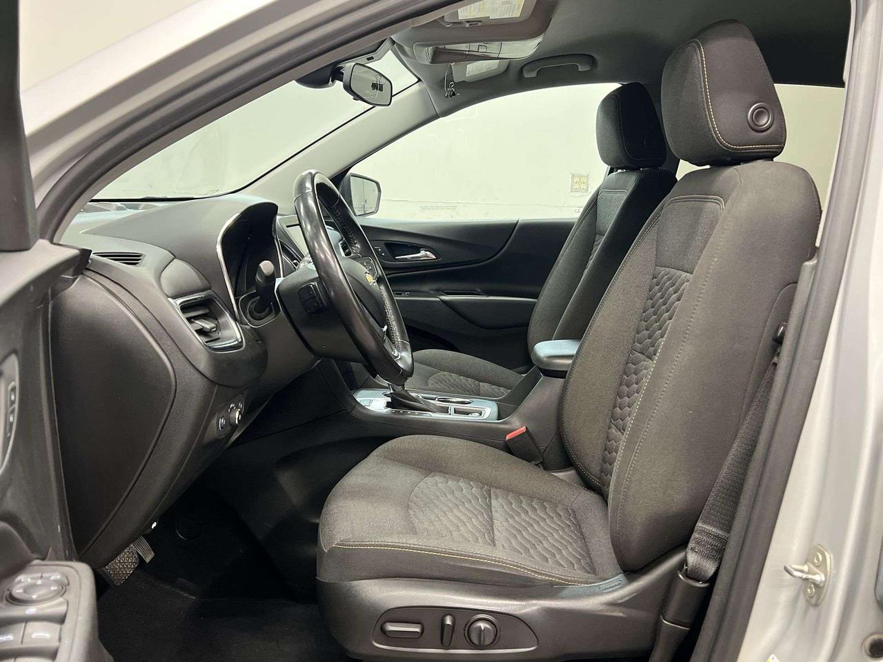 2021 Chevrolet Equinox LT SPORT AWD | LOW KMS! | HTD SEATS | CARPLAY Photo
