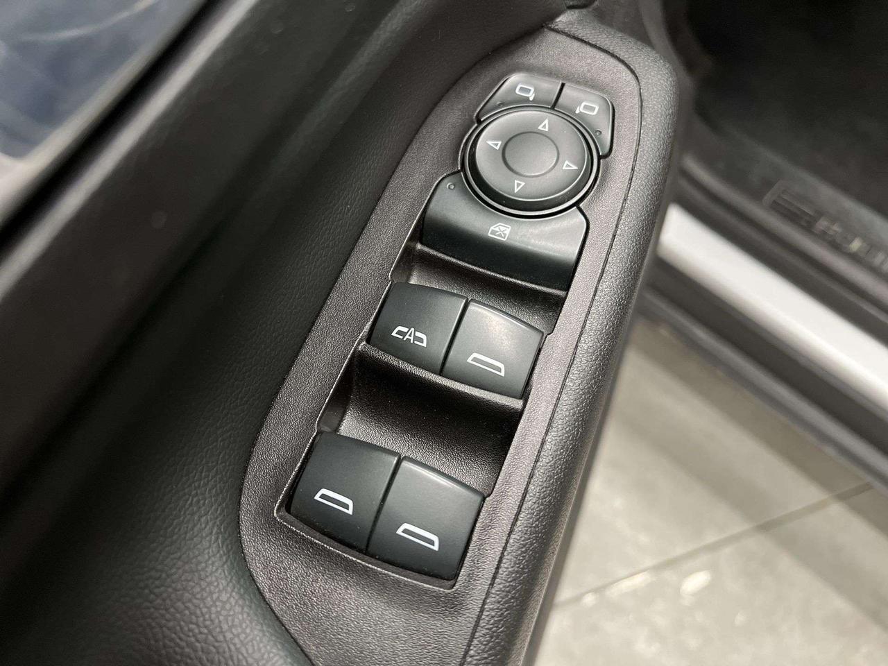 2021 Chevrolet Equinox LT SPORT AWD | LOW KMS! | HTD SEATS | CARPLAY Photo