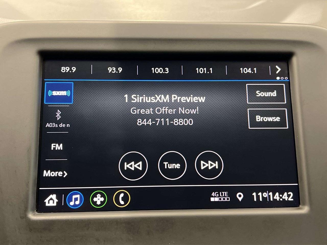 2021 Chevrolet Equinox LT SPORT AWD | LOW KMS! | HTD SEATS | CARPLAY Photo