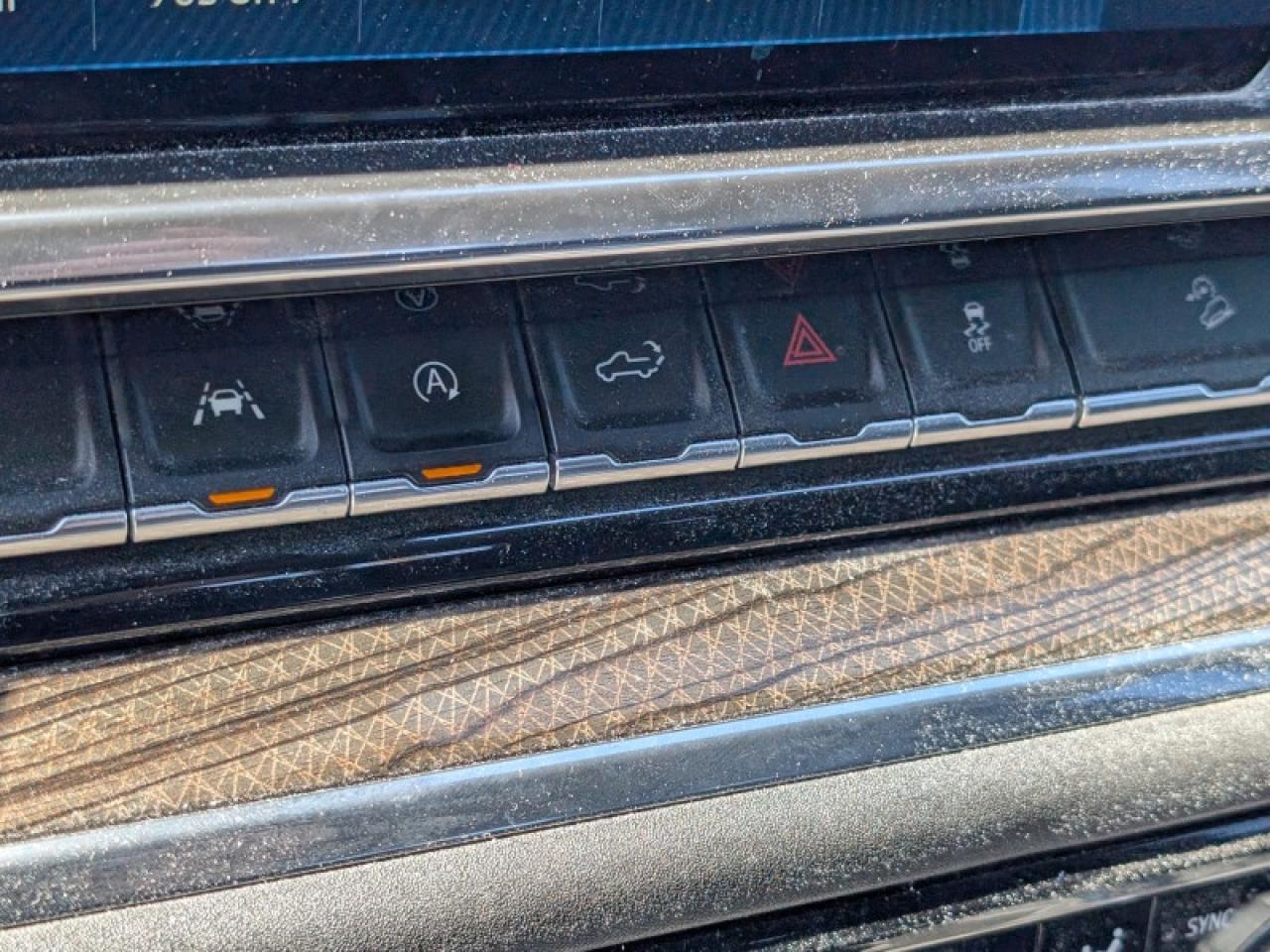 12400590