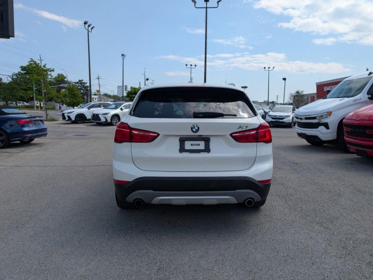 2017 BMW X1 xDrive28i  **PREMIUM PACKAGE ENHANCED** Photo3